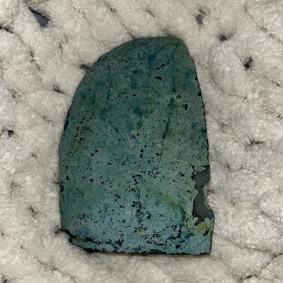 Blue Celestite Geode Healing Crystal - Picture 4 of 4